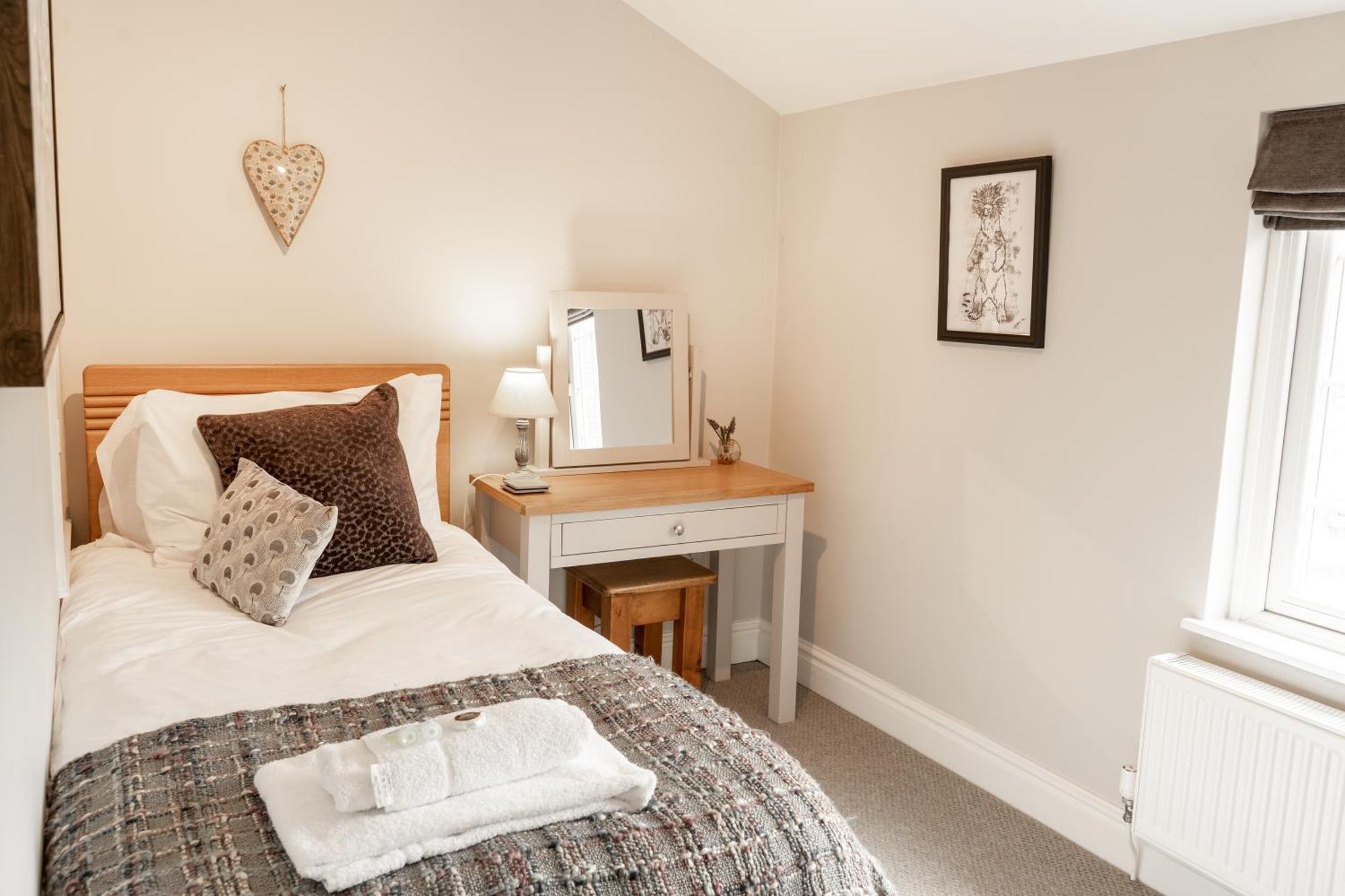 Cosy 2 Bed Cottage In Charming Village Of Christleton - For Up To 5 Exterior foto